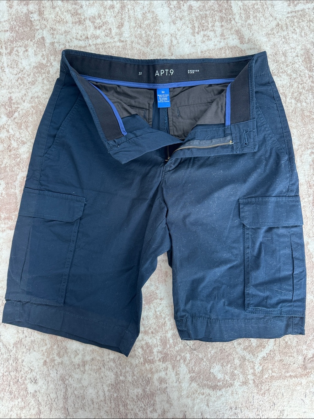 Apt. 9 Men's Dark Navy Cargo Shorts with Utility Pockets